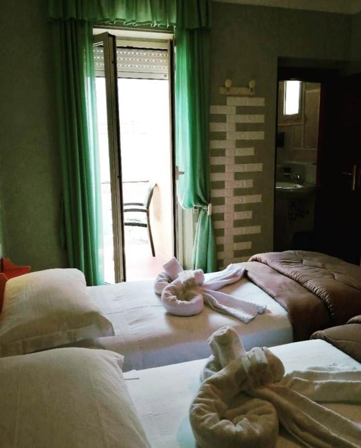 Hotel Elvira Фиуджи Екстериор снимка
