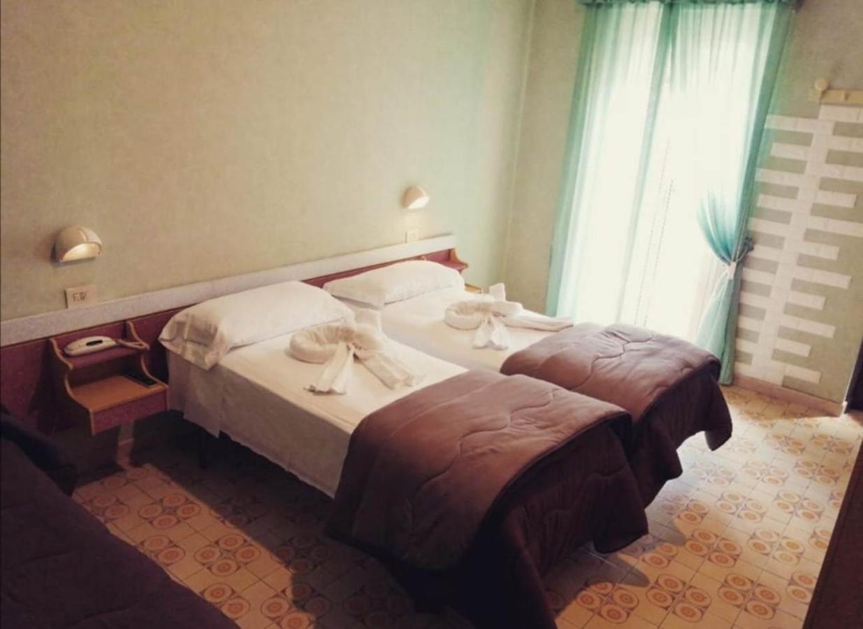 Hotel Elvira Фиуджи Екстериор снимка