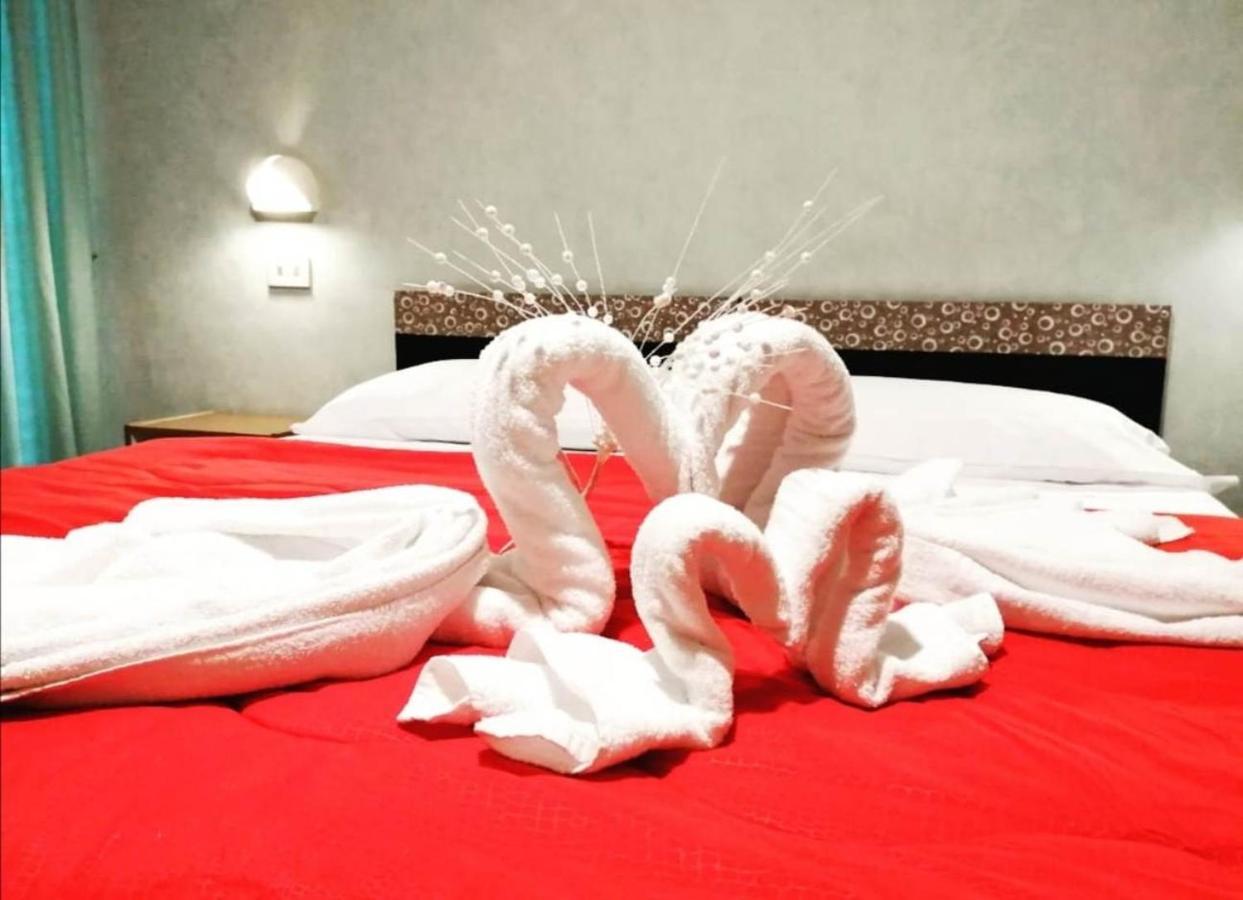 Hotel Elvira Фиуджи Екстериор снимка