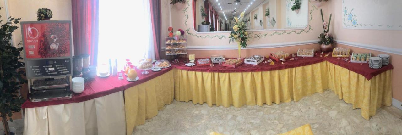 Hotel Elvira Фиуджи Екстериор снимка